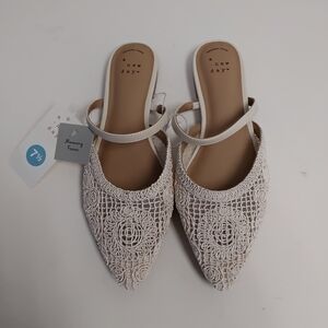 Womens Flats Size 7 1/2 #457